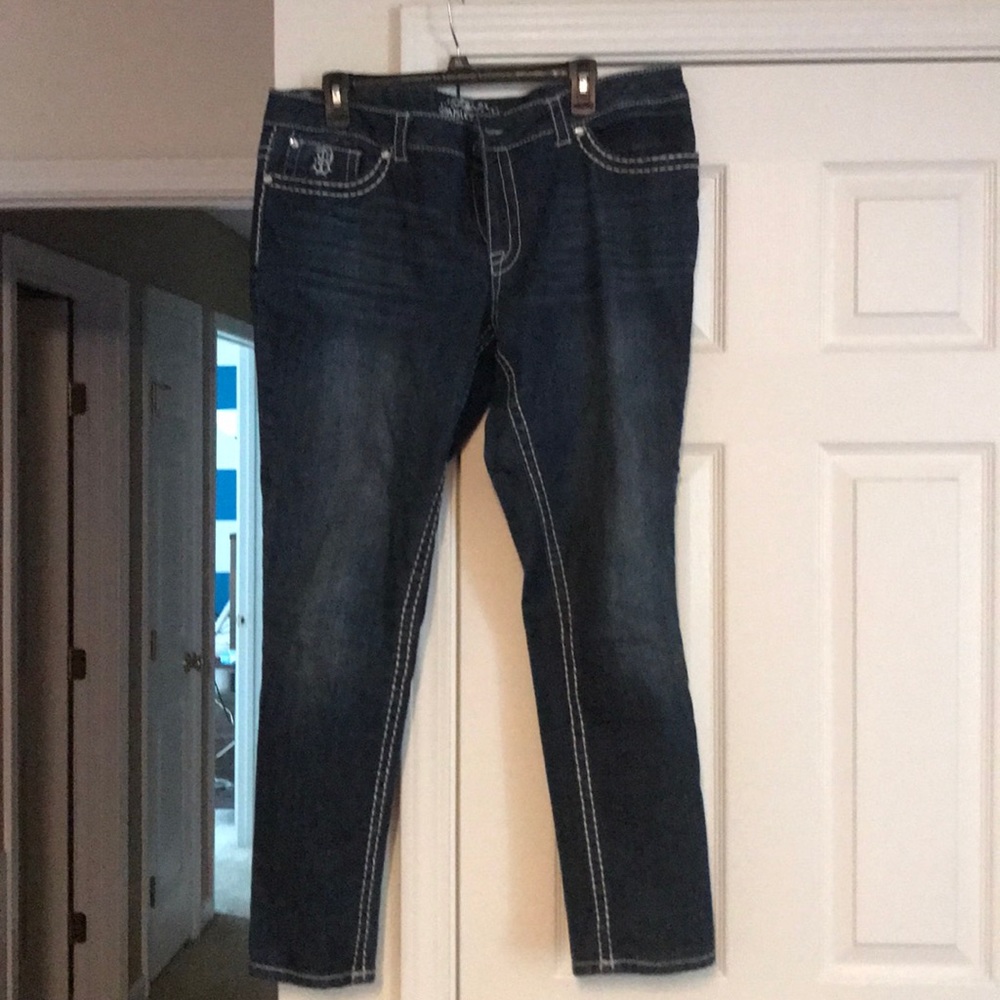 Skinny jeans